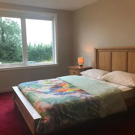 Appin, Beautiful Lochside Apartment With Balcony Fort William Exterior foto